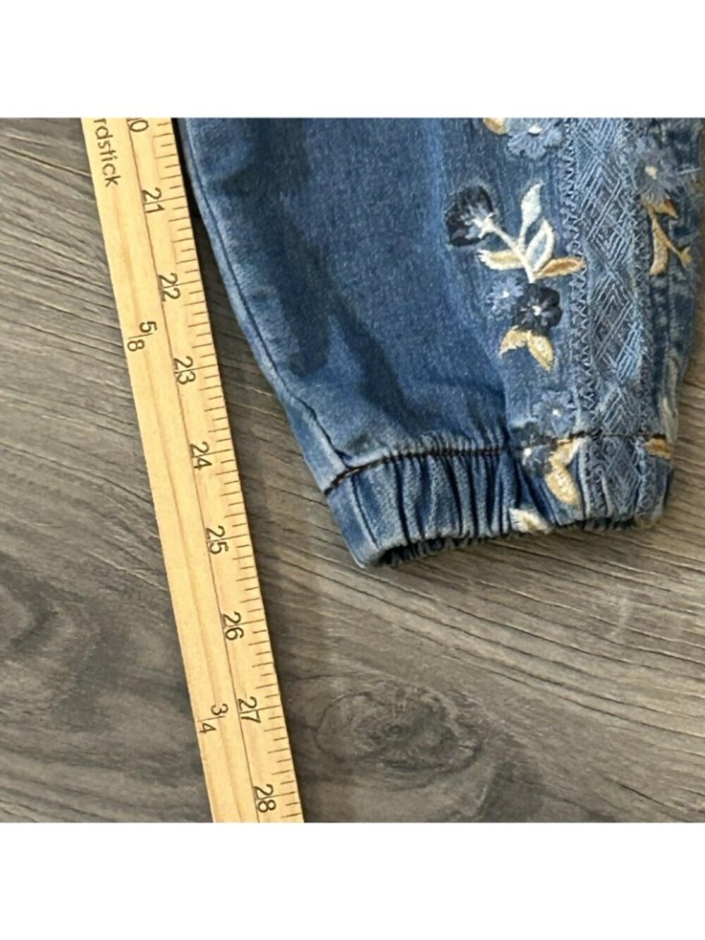 Driftwood Jeans Womens M Blue Embroidered Floral Jogger Tapered Elastic Waist - Picture 11 of 11